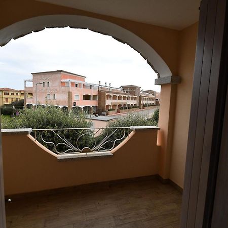 Appartamento Vista Mare Punta Tegge 马达莱纳 外观 照片