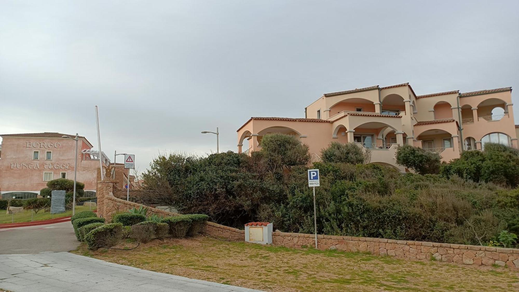 Appartamento Vista Mare Punta Tegge 马达莱纳 外观 照片
